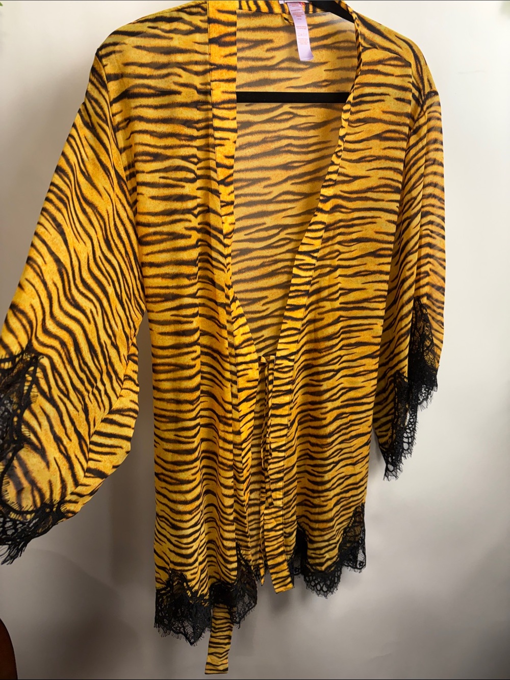 Savage X Fenty Black and Yellow Tiger Print Kimono Top